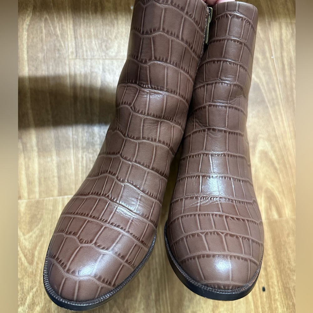 Mira croc embossed ankle boots - Picture 6 of 10
